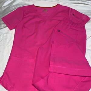 Dickies Dynamixx XS neon pink scrub set